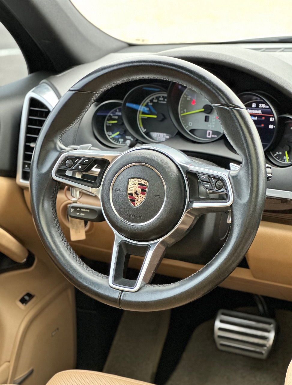 Porsche Cayenne - фото 17