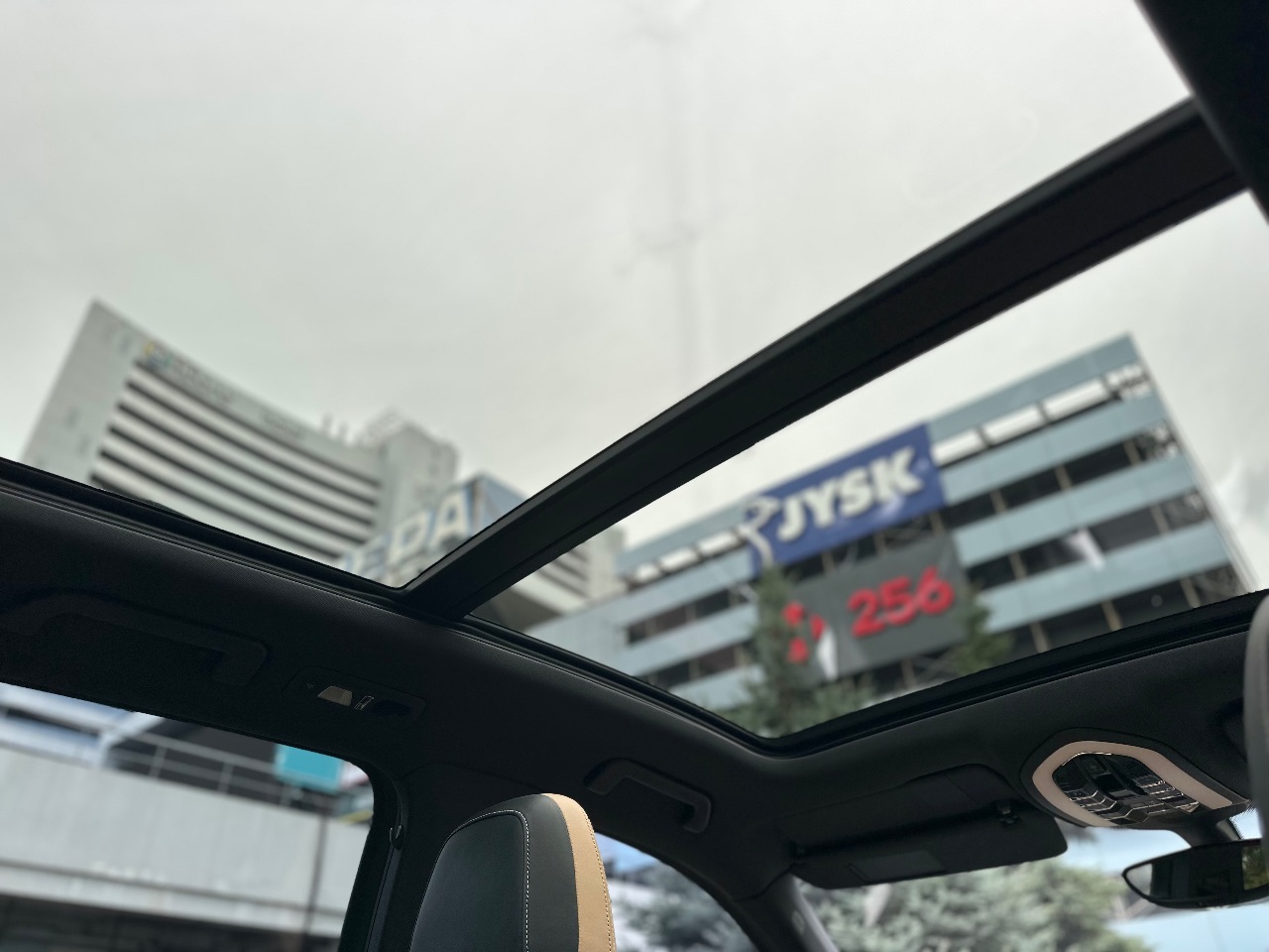 Porsche Cayenne - фото 12