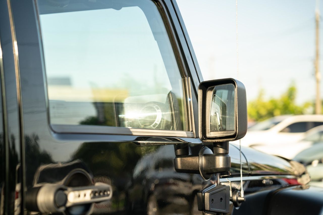 Jeep Wrangler - фото 24