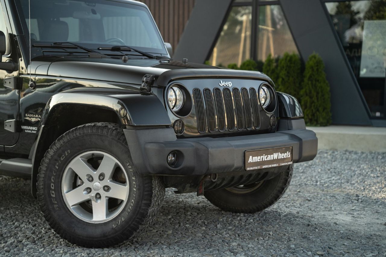 Jeep Wrangler - фото 19