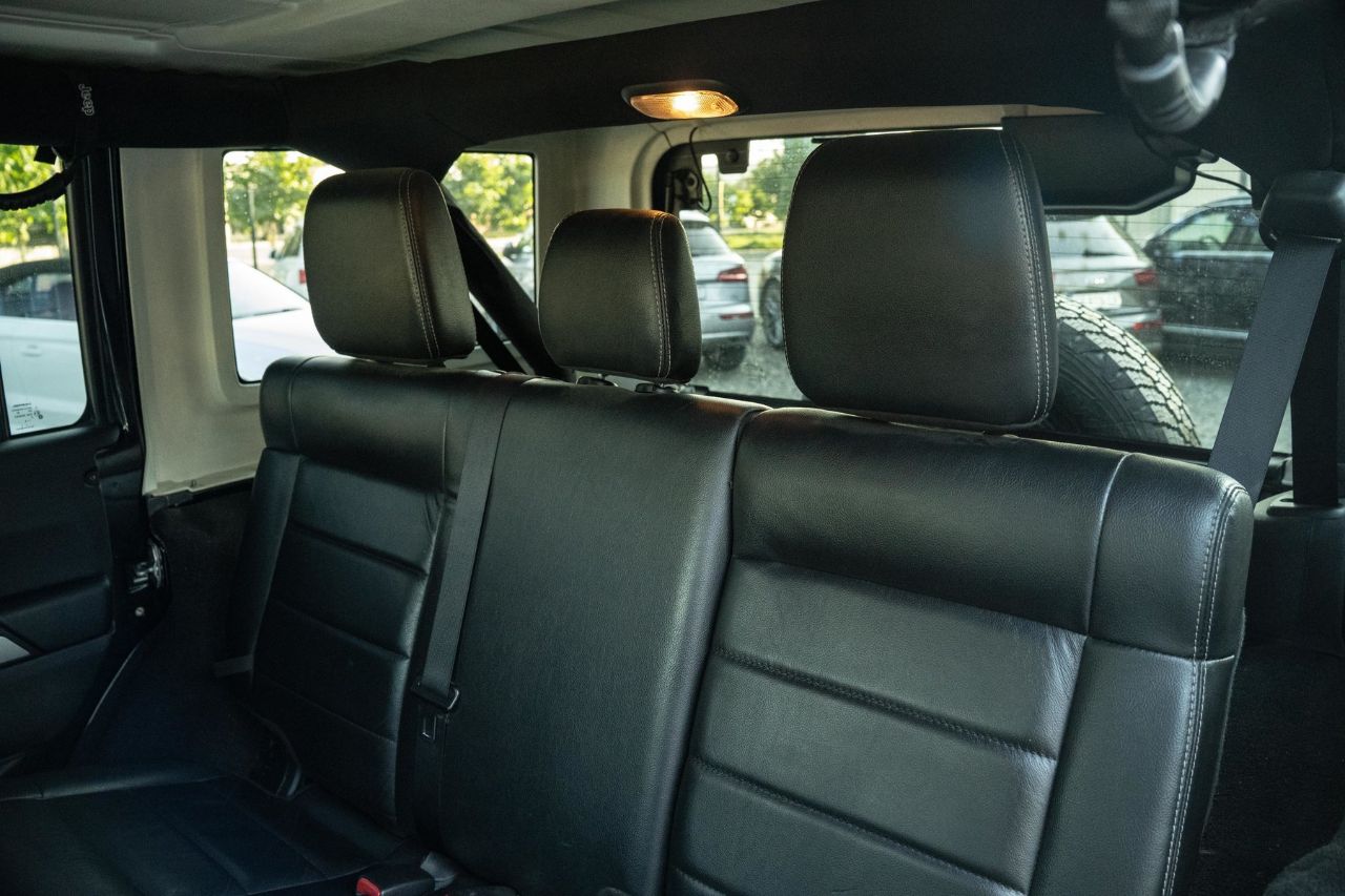 Jeep Wrangler - фото 45