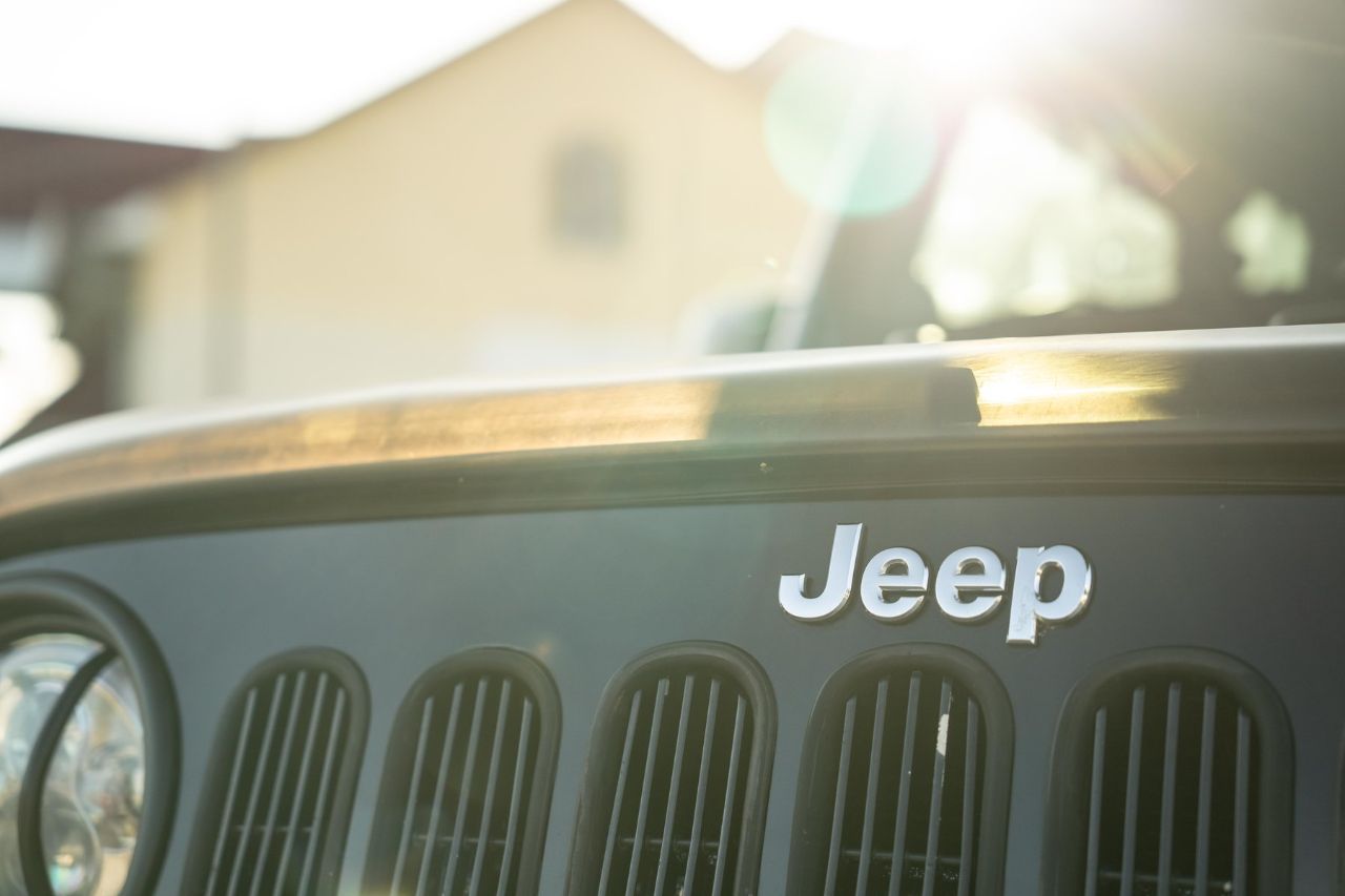 Jeep Wrangler - фото 21