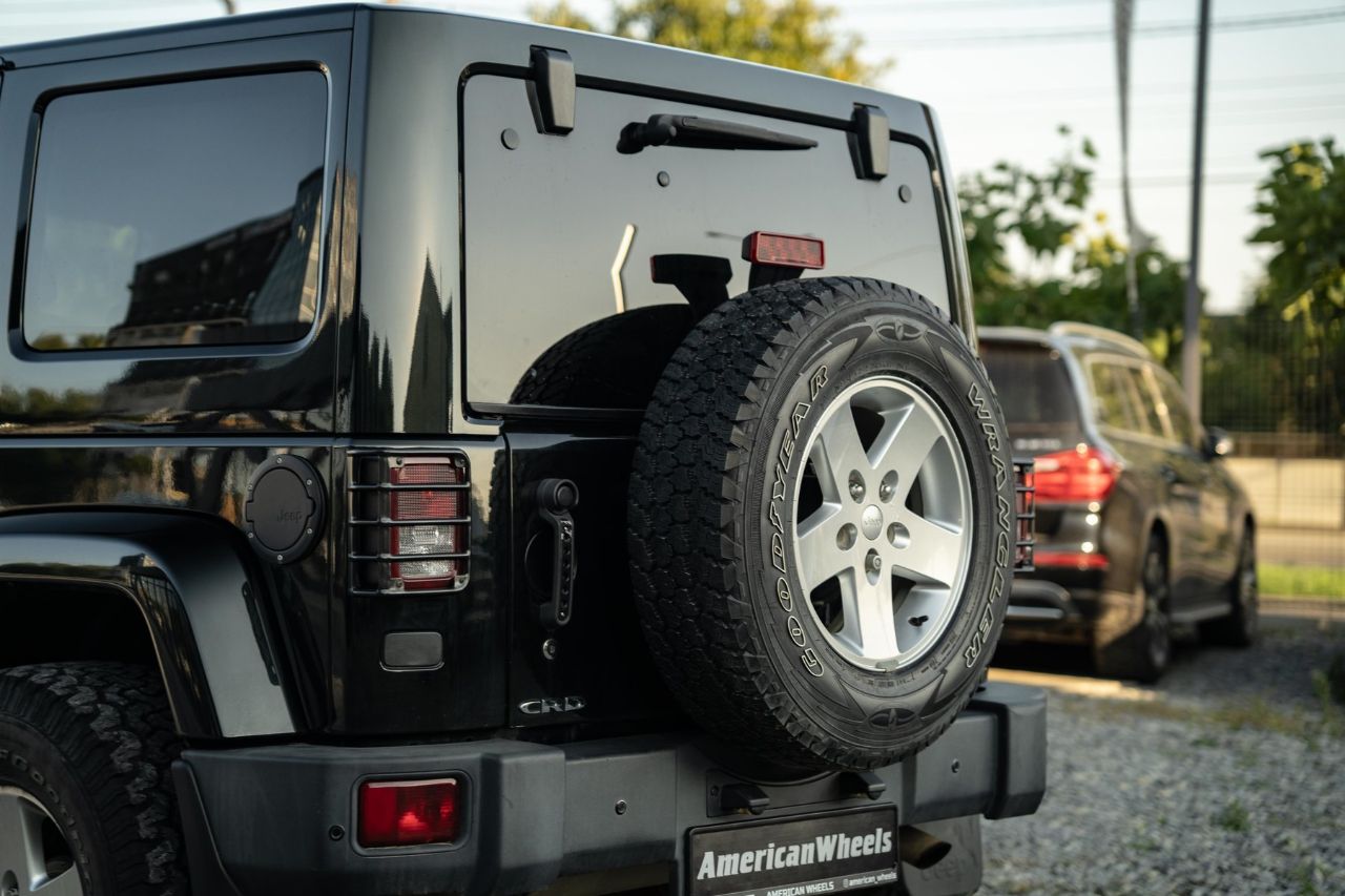 Jeep Wrangler - фото 11
