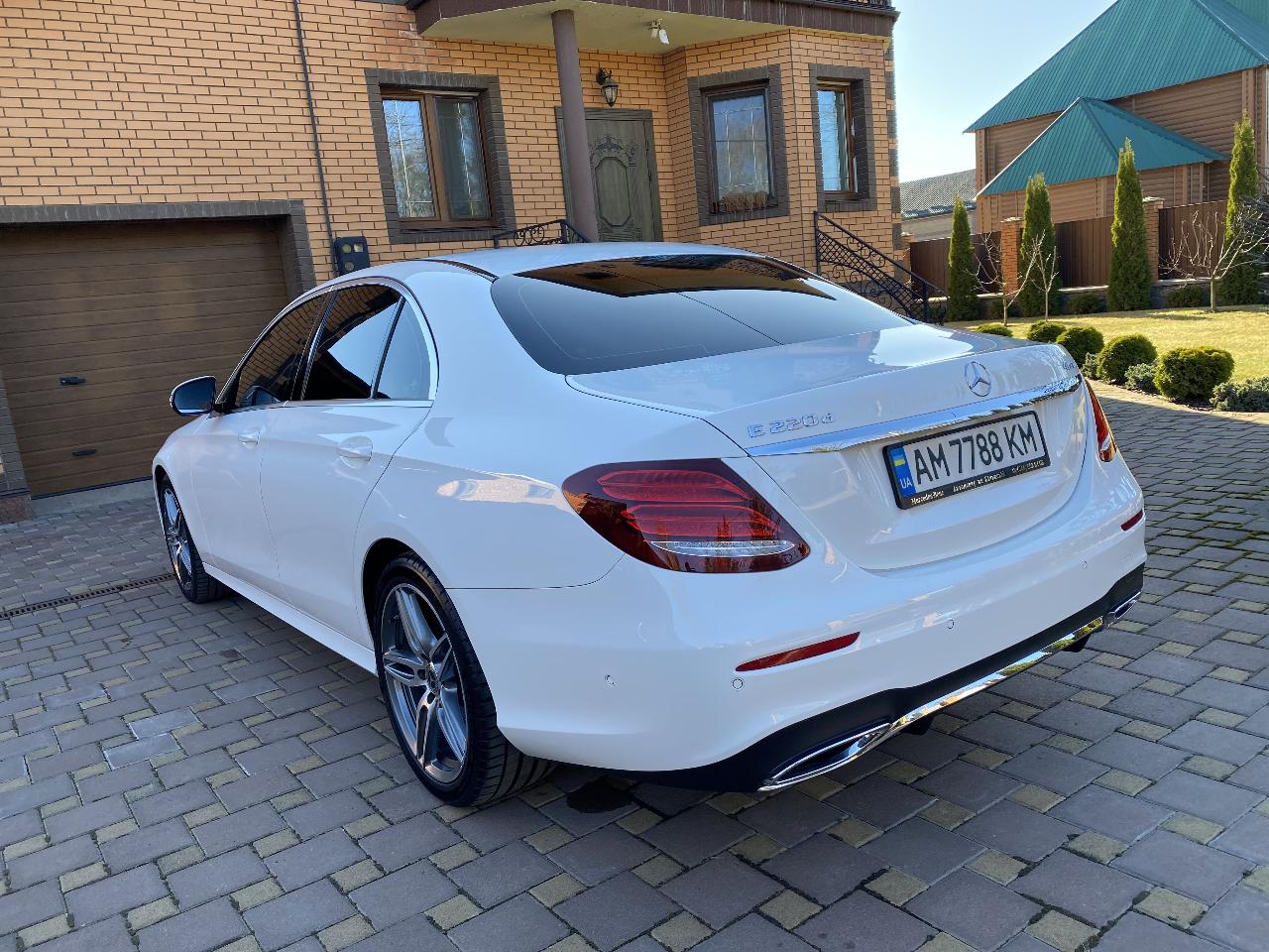 Mercedes-Benz E-Класс - фото 34