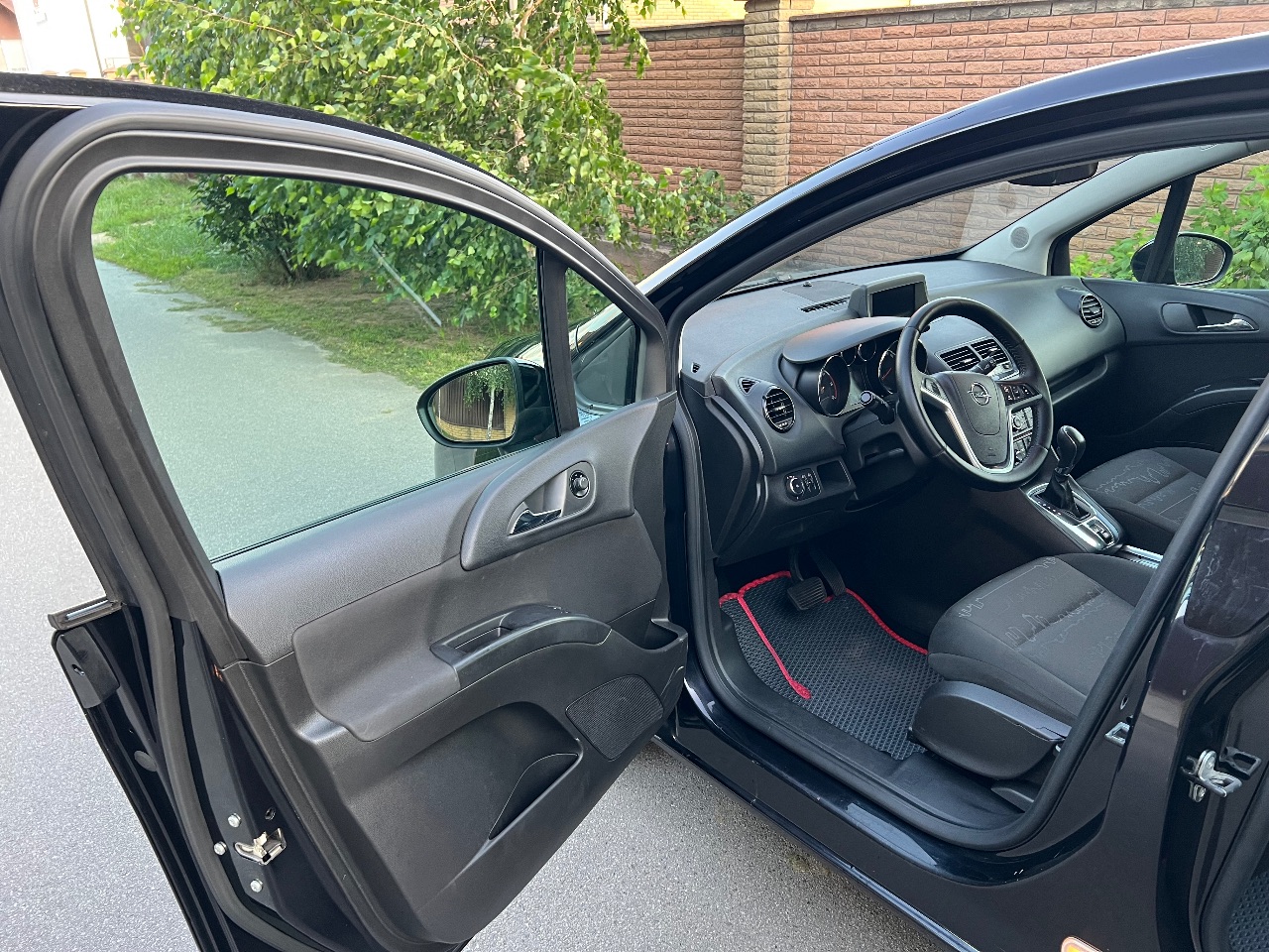 Opel Meriva - фото 7