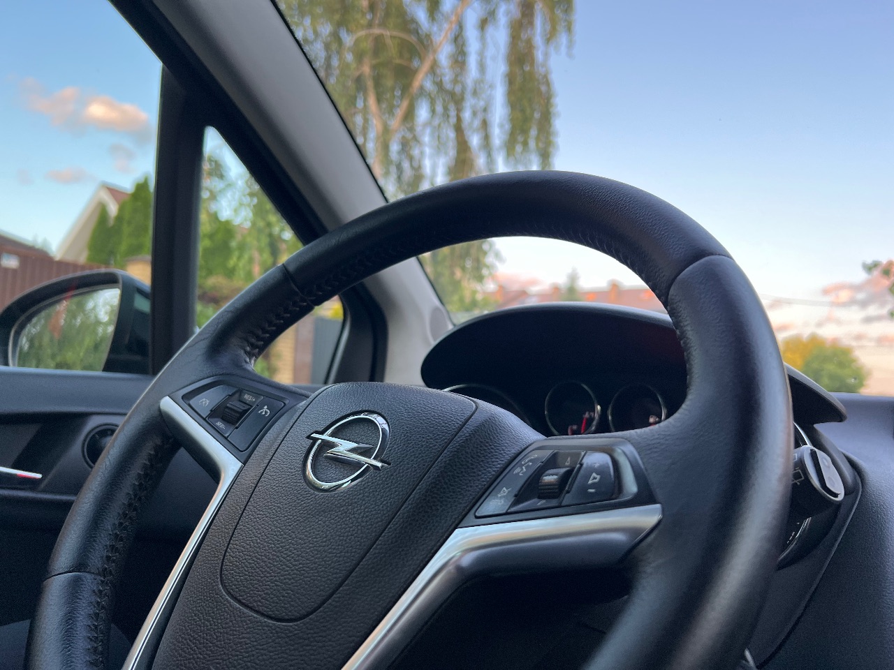 Opel Meriva - фото 16