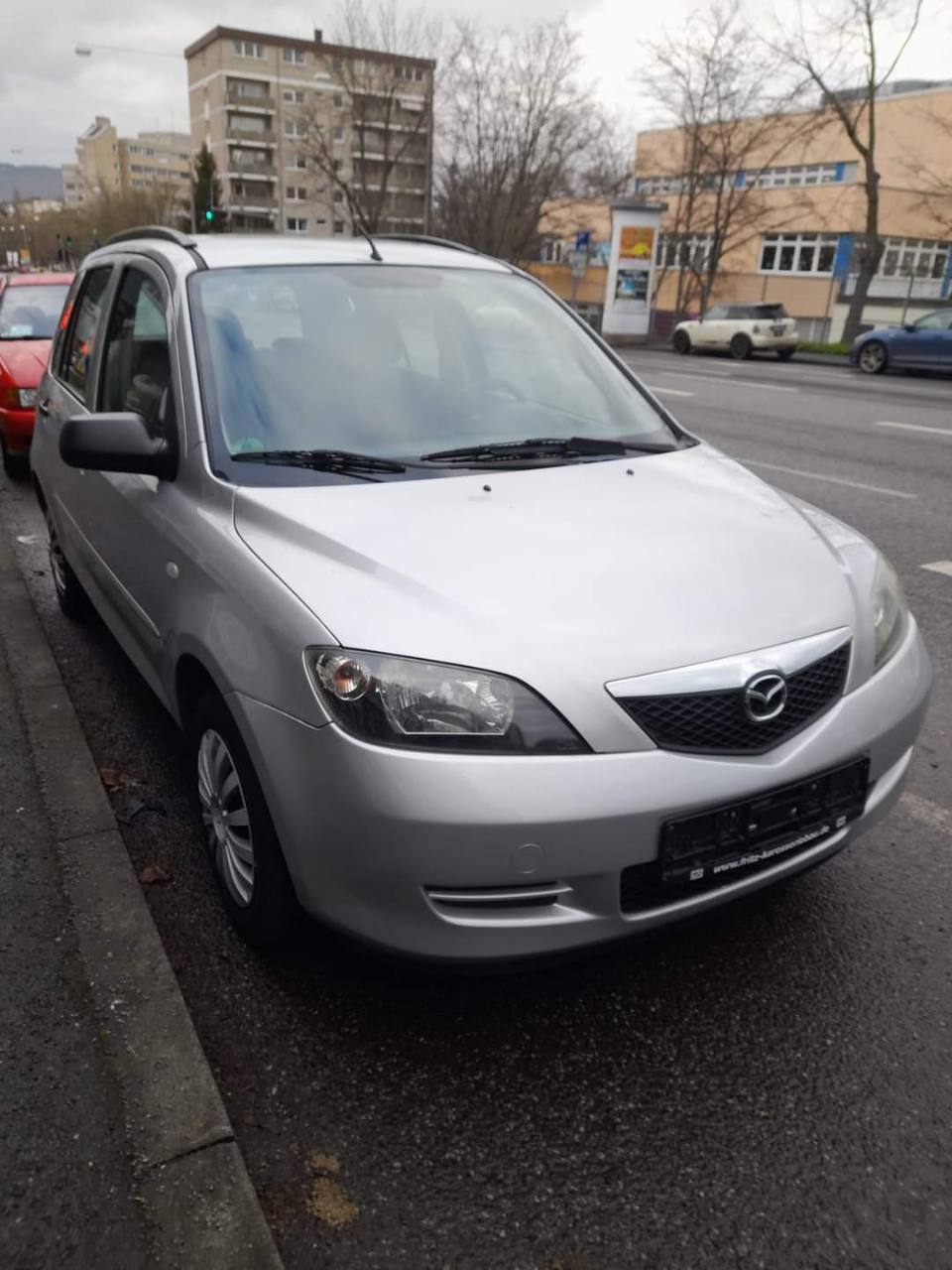 Mazda 2 - фото 1