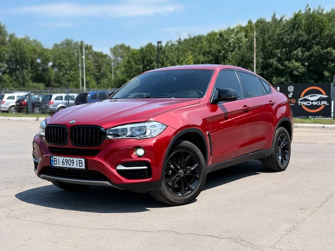 BMW X6 - фото 1