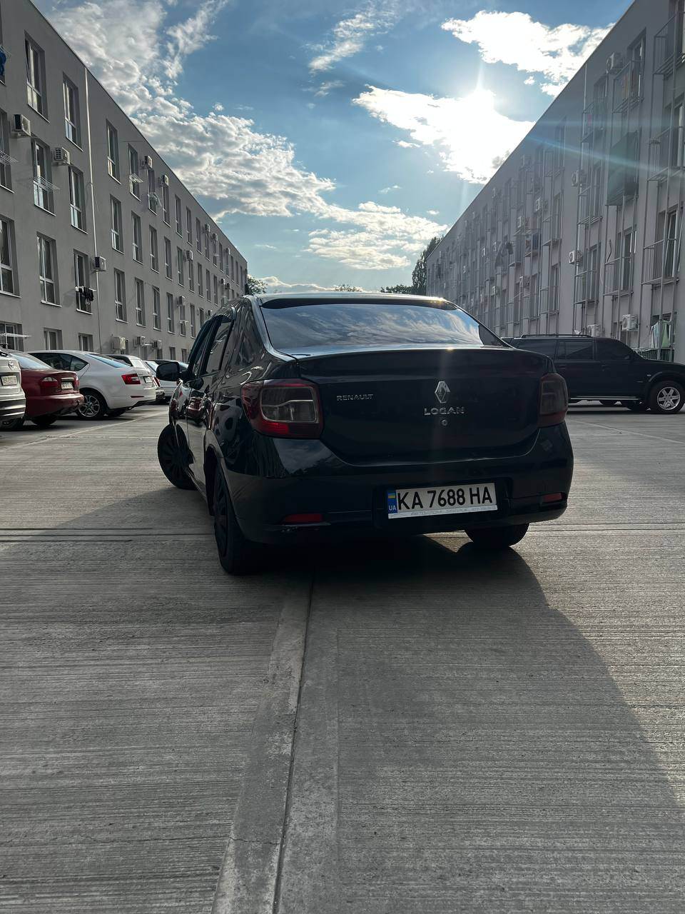 Renault Logan - фото 3