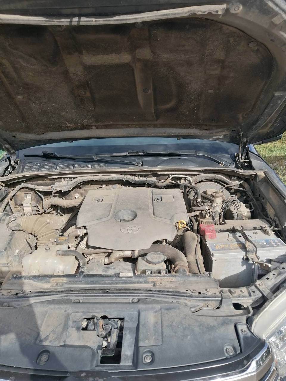 Toyota Hilux - фото 7