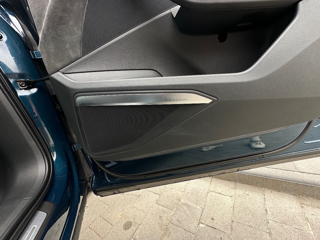 Audi e-tron - фото 14