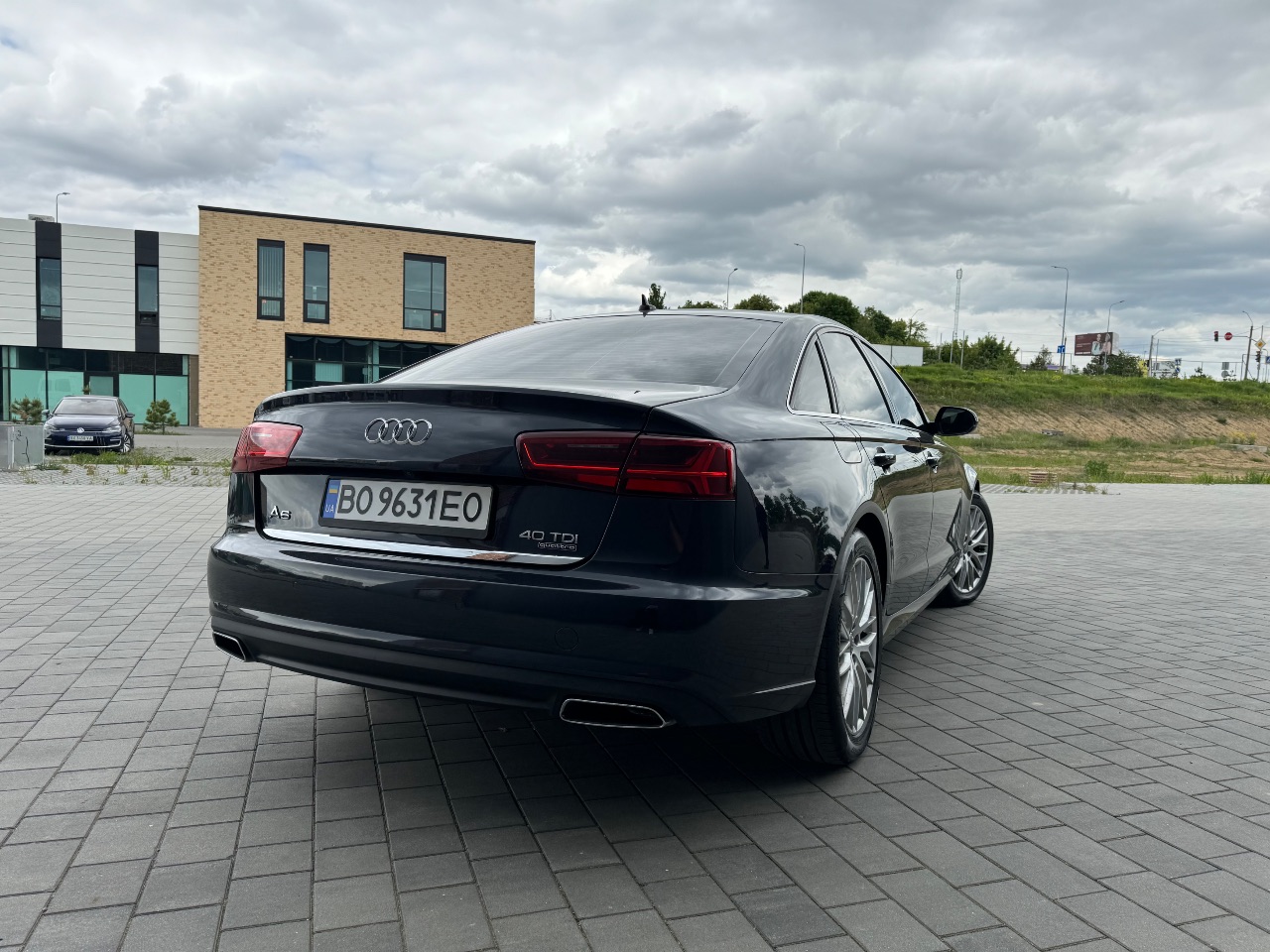 Audi A6 - фото 9