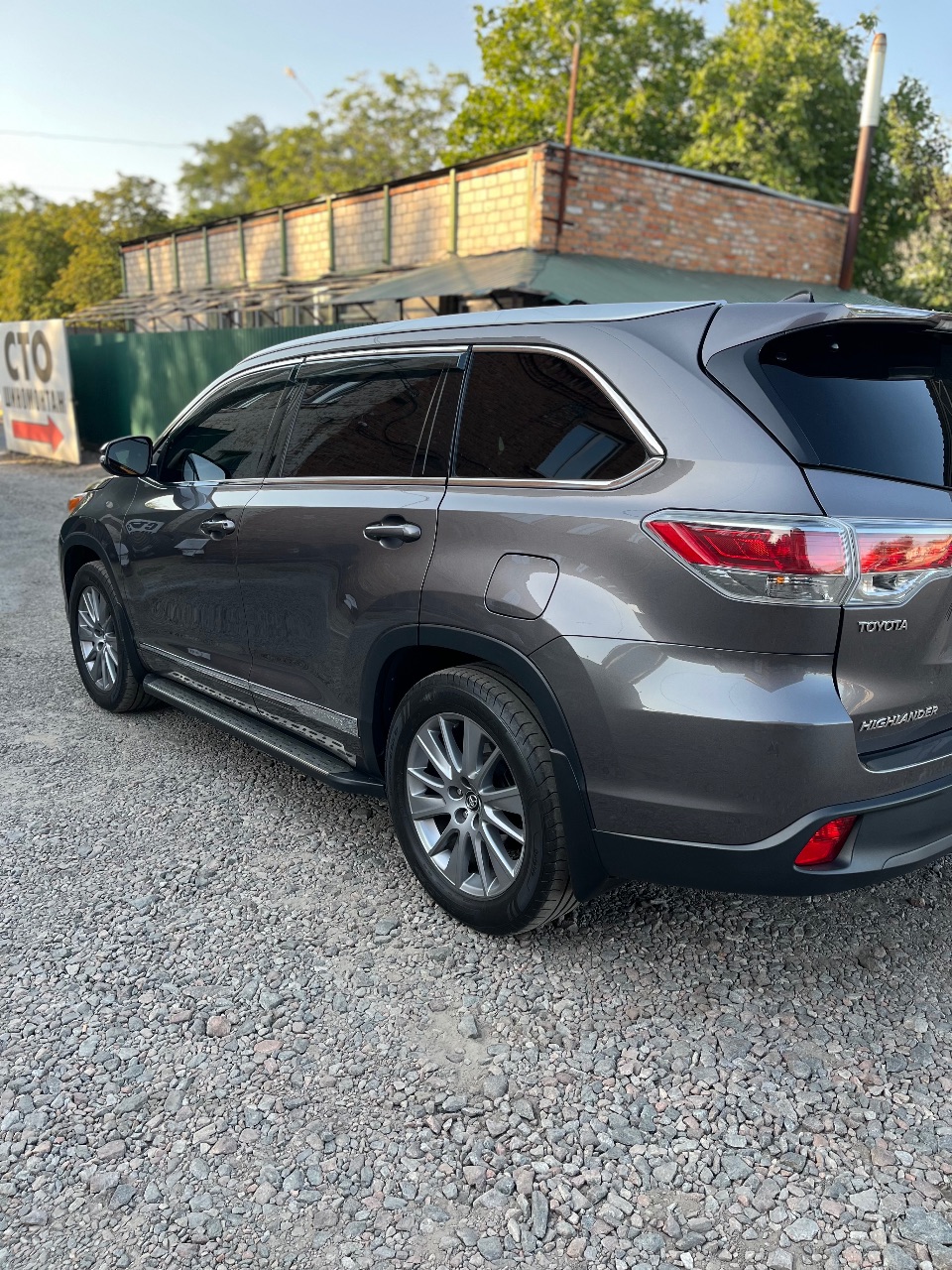 Toyota Highlander - фото 5