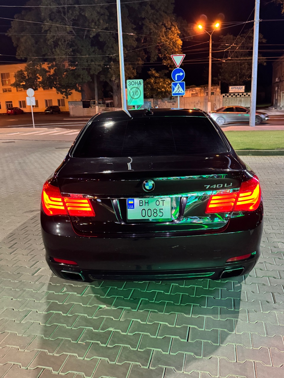 BMW 7 серії - фото 5