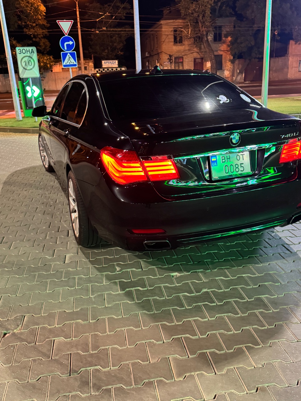 BMW 7 серії - фото 3