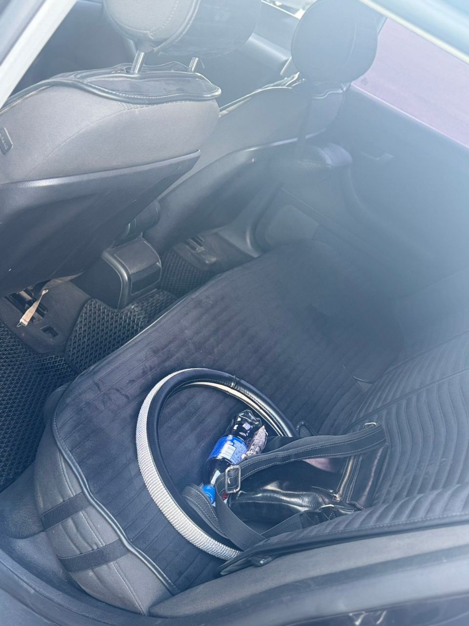 Audi A4 - фото 10