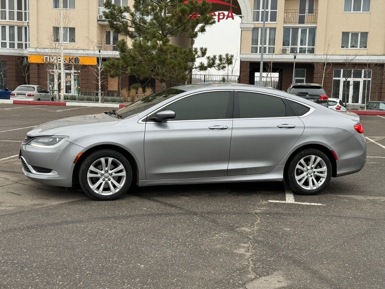 Chrysler 200 - фото 7