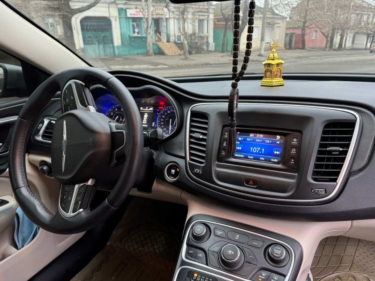 Chrysler 200 - фото 13