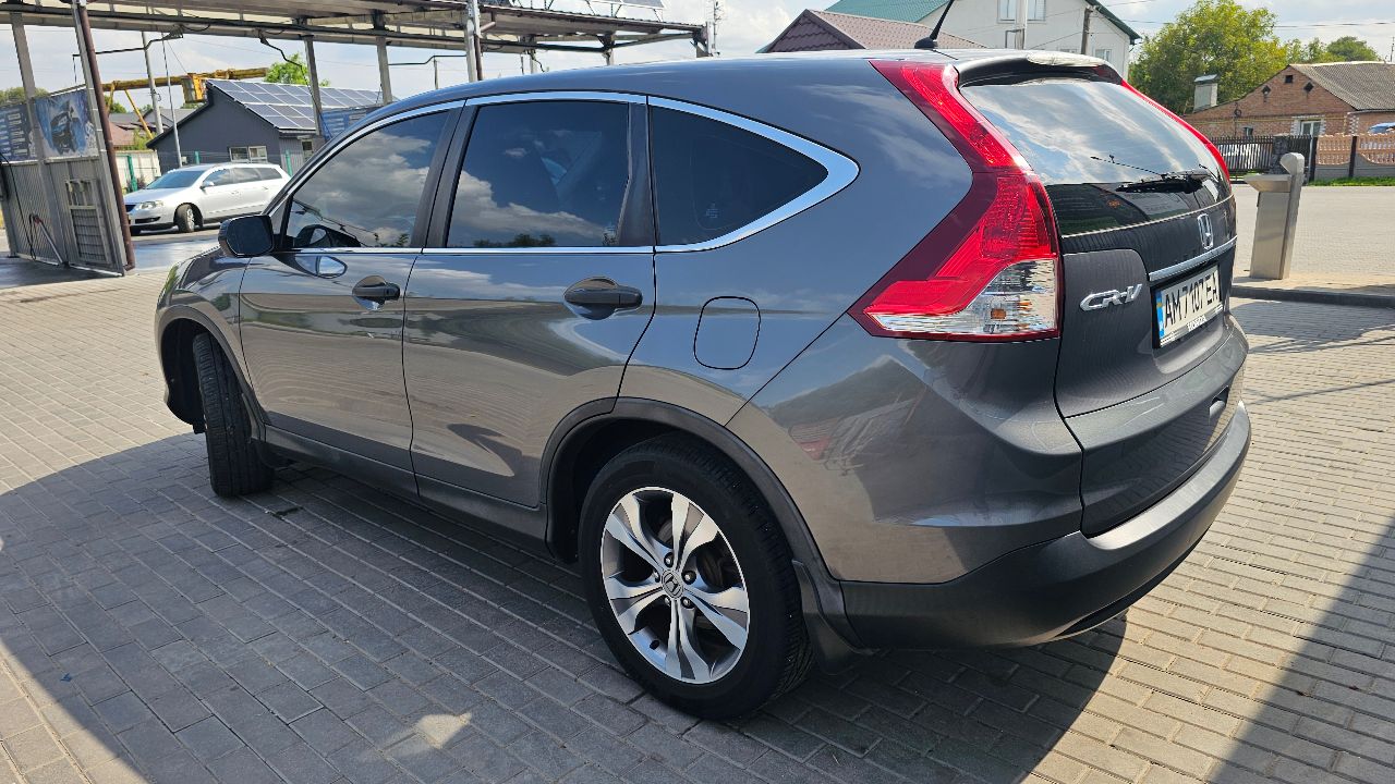Honda CR-V - фото 6