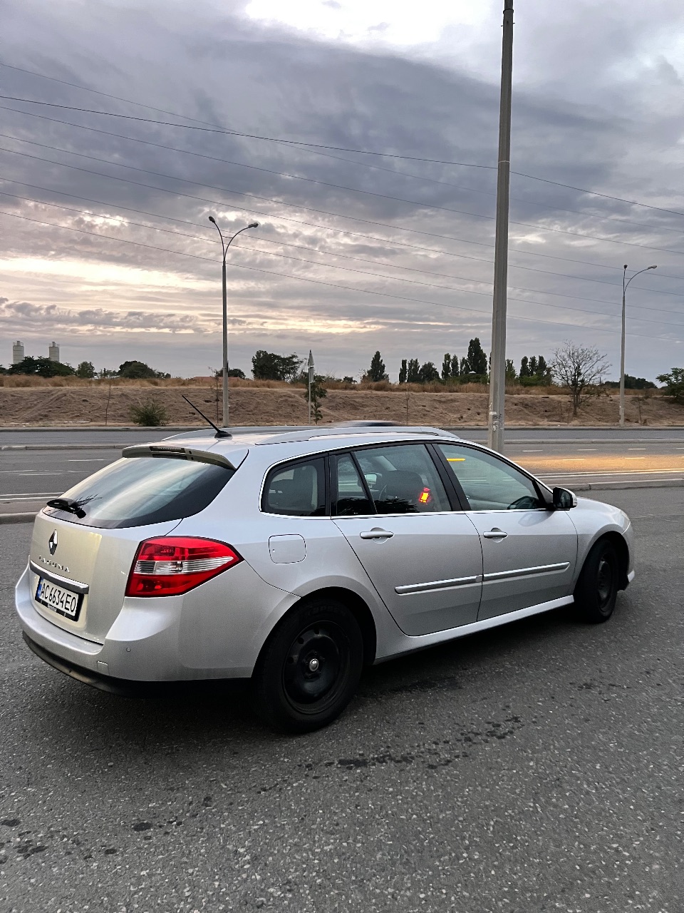 Renault Laguna - фото 3
