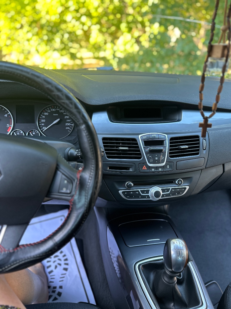 Renault Laguna - фото 13