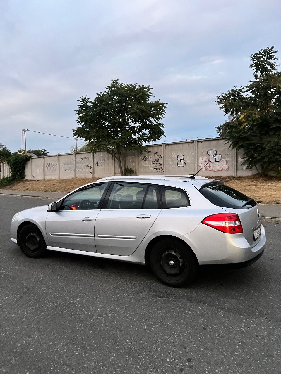 Renault Laguna - фото 7