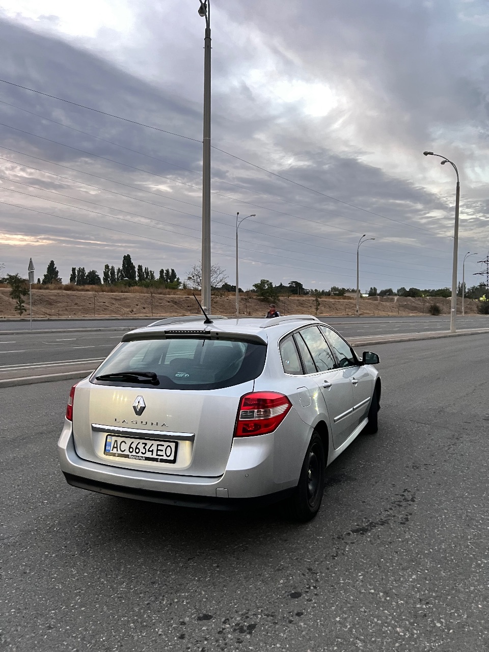 Renault Laguna - фото 4