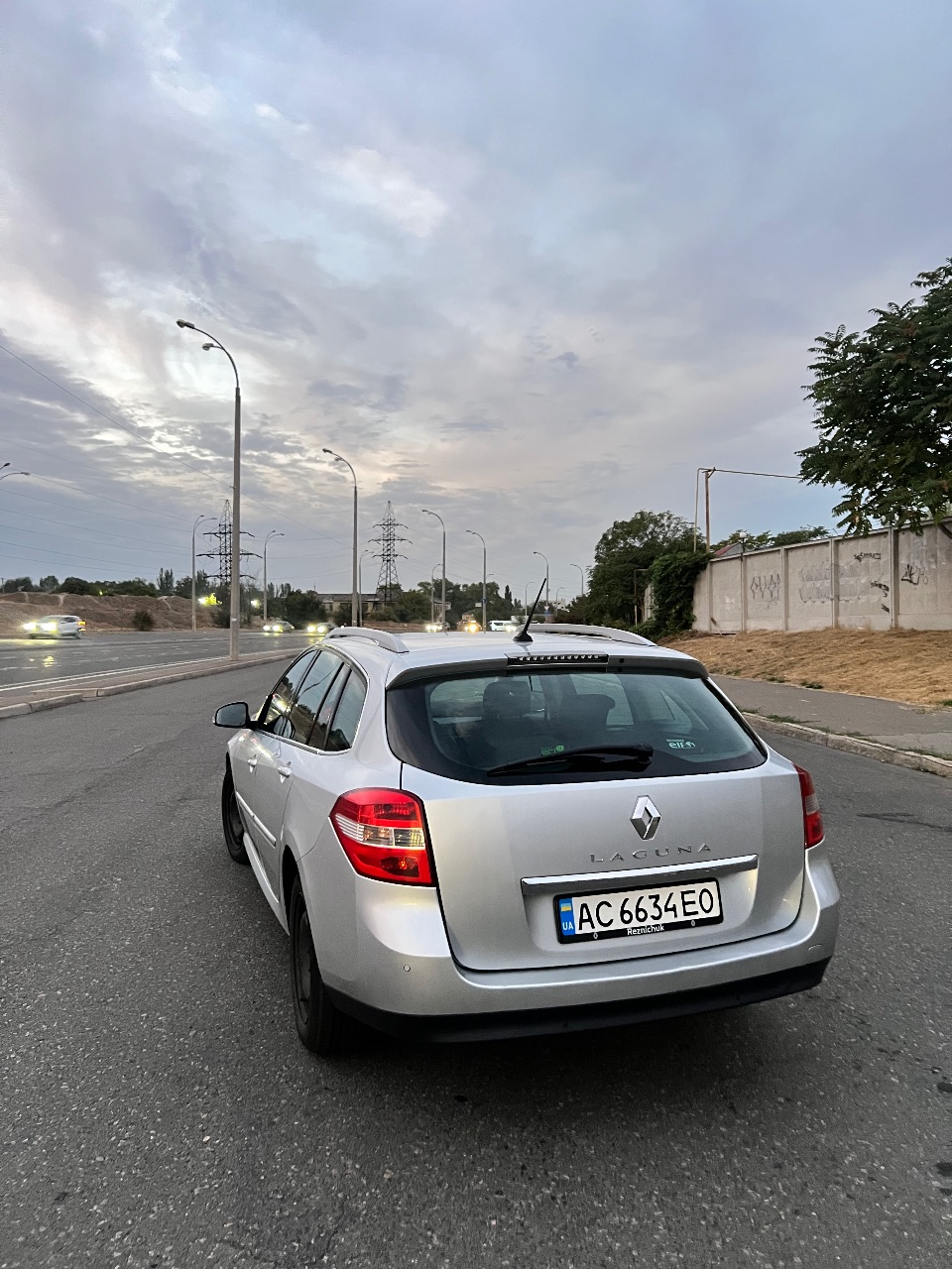 Renault Laguna - фото 5