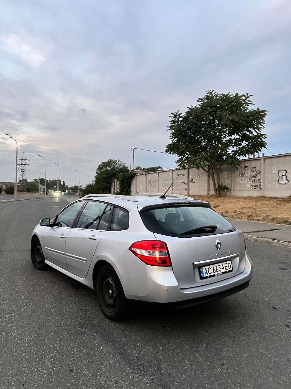Renault Laguna - фото 6