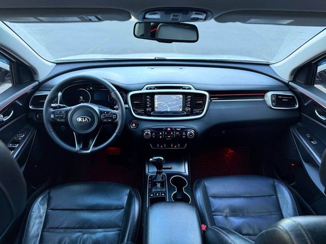 Kia Sorento - фото 3