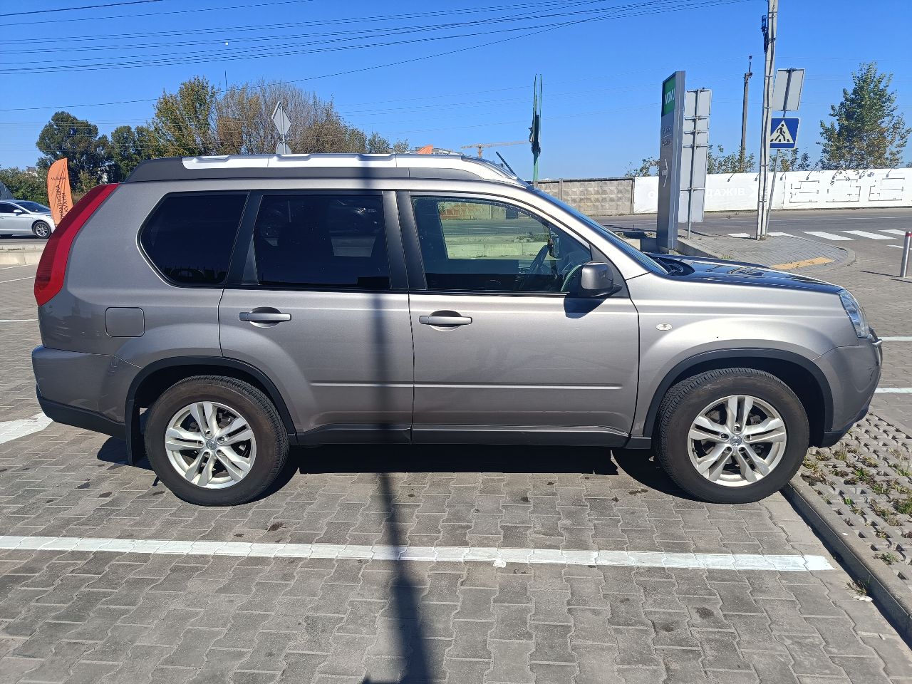 Nissan X-Trail - фото 4