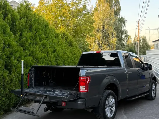 Ford F-150 - зображення 2