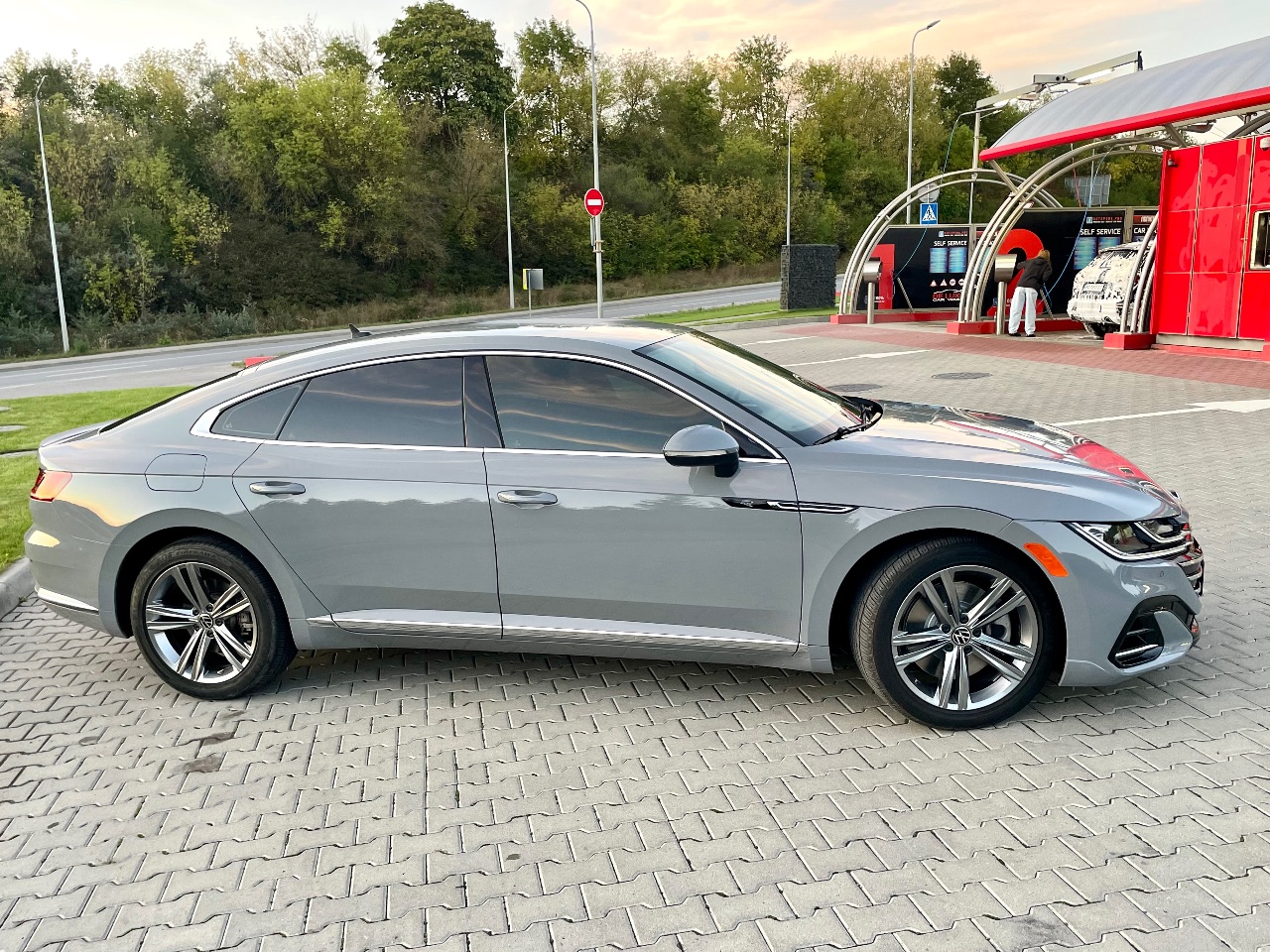 Volkswagen Arteon R - фото 29