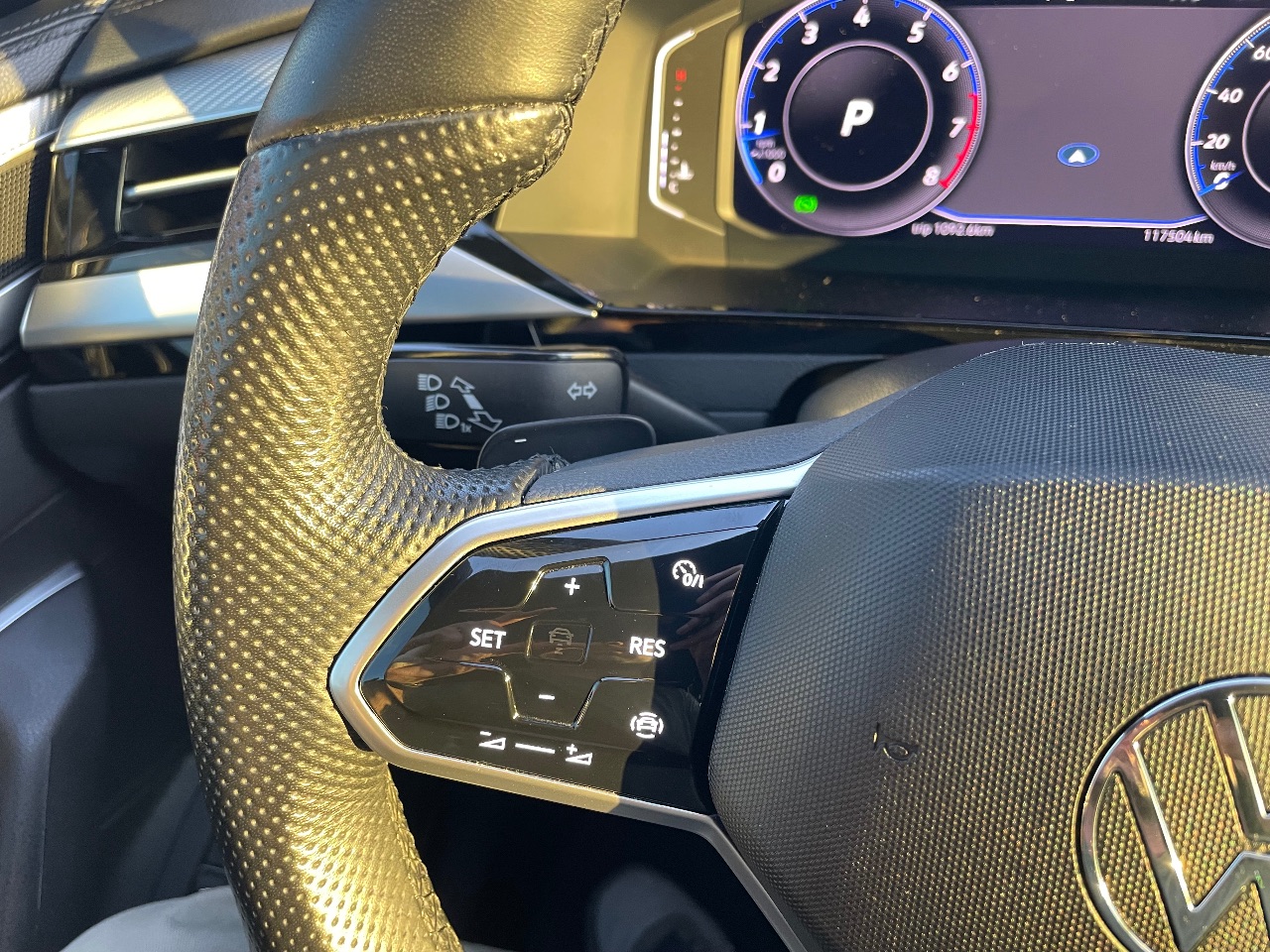 Volkswagen Arteon R - фото 53