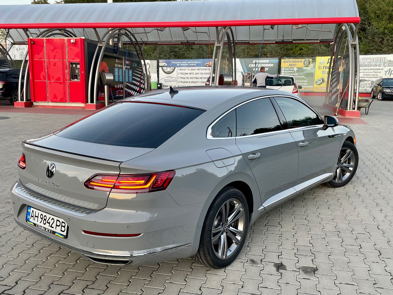 Volkswagen Arteon R - фото 11