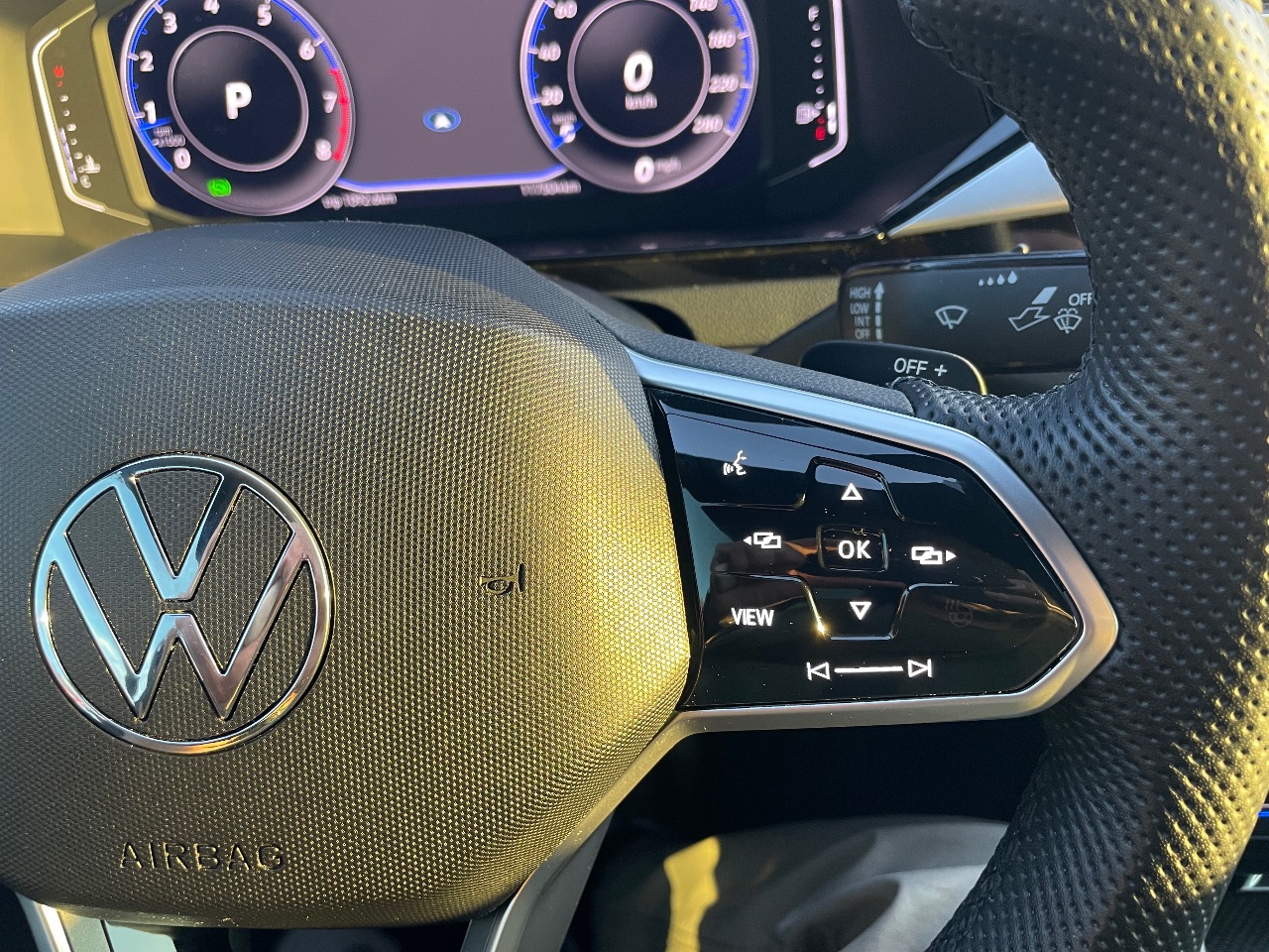 Volkswagen Arteon R - фото 54