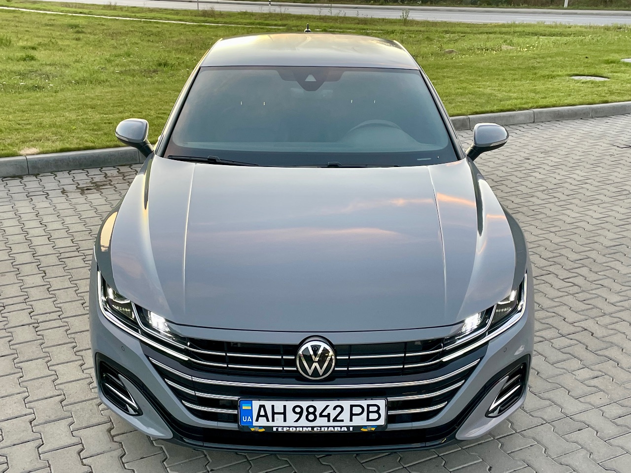 Volkswagen Arteon R - фото 38