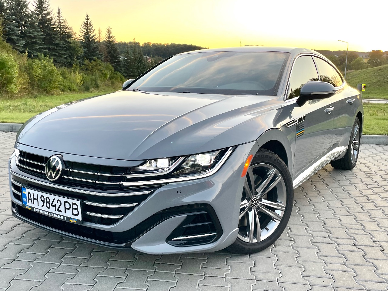 Volkswagen Arteon R - фото 14