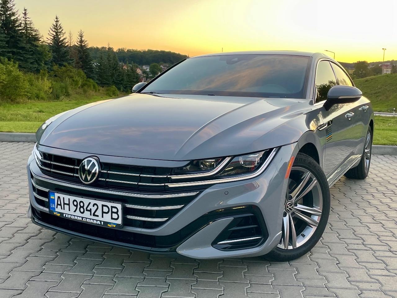 Volkswagen Arteon R - фото 36