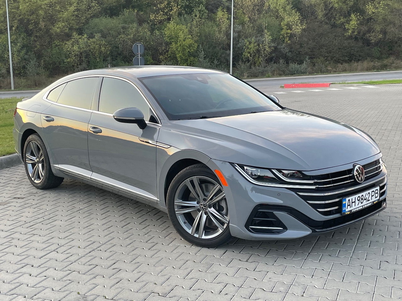 Volkswagen Arteon R - фото 26