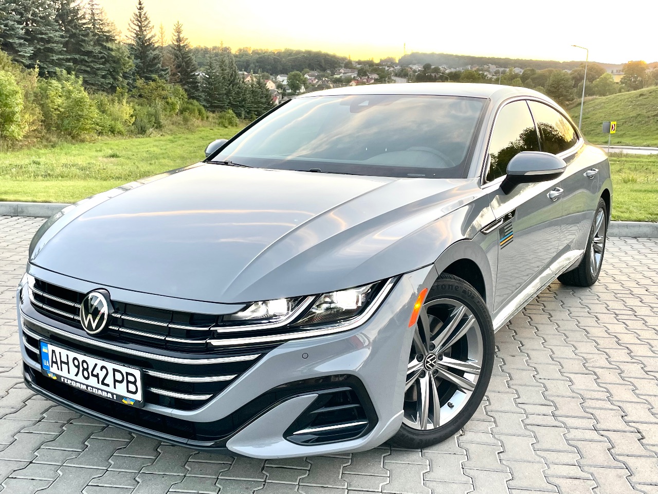 Volkswagen Arteon R - фото 15