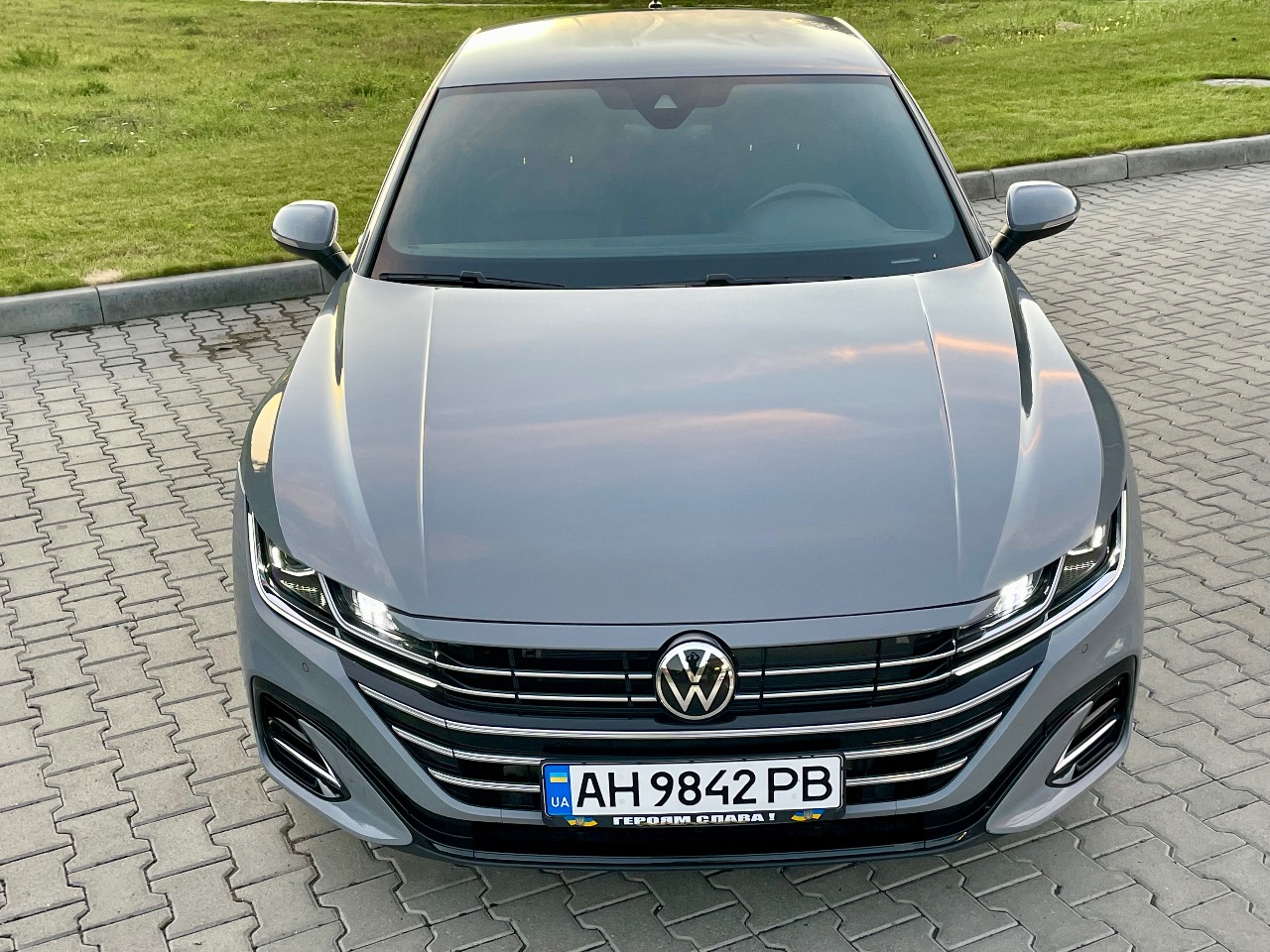 Volkswagen Arteon R - фото 40