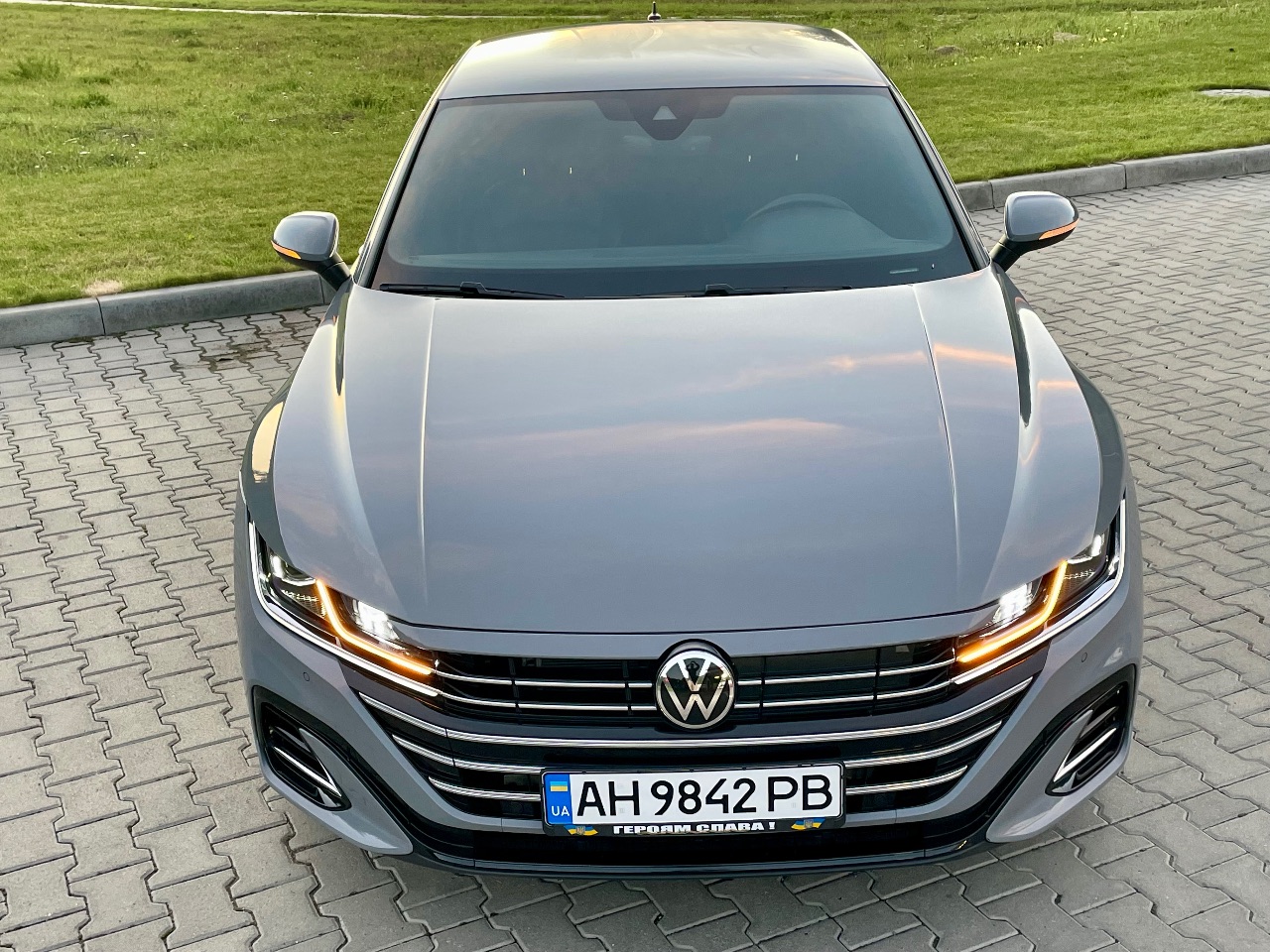 Volkswagen Arteon R - фото 39