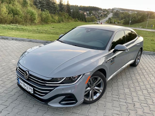 Volkswagen Arteon R - фото 4