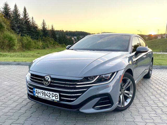 Volkswagen Arteon R - фото 5