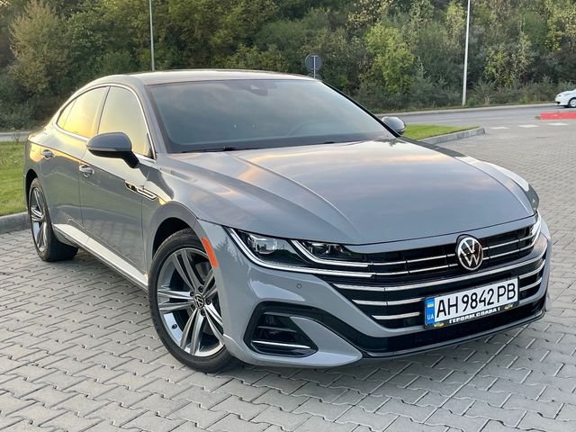 Volkswagen Arteon R - фото 3