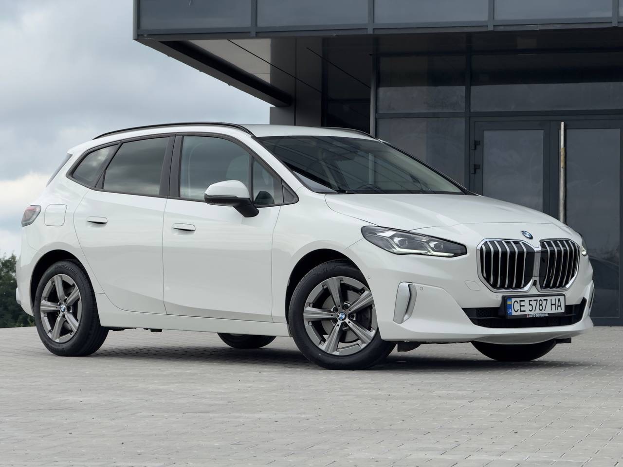 BMW 2 серії Active Tourer - фото 1