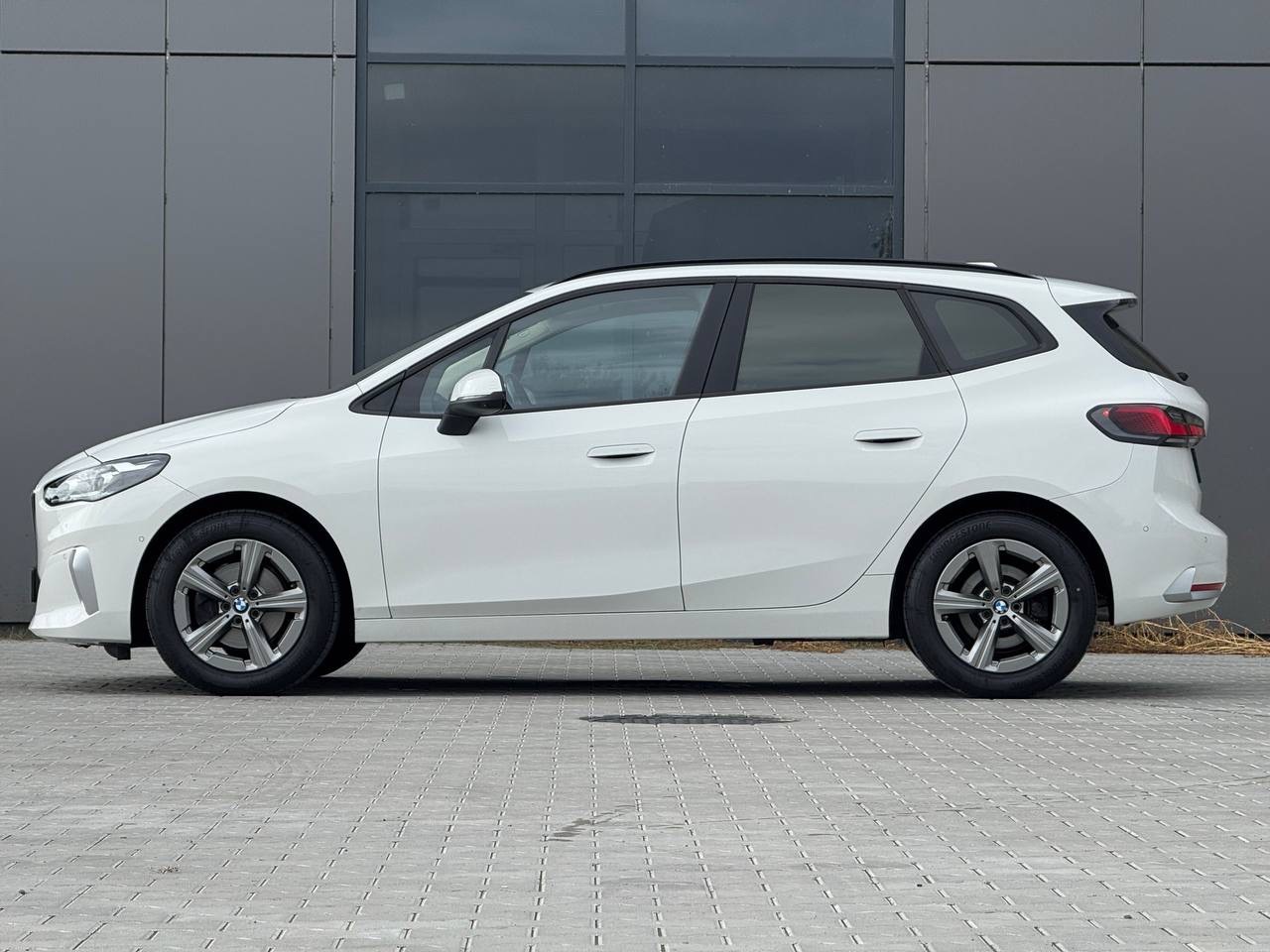 BMW 2 серії Active Tourer - фото 5