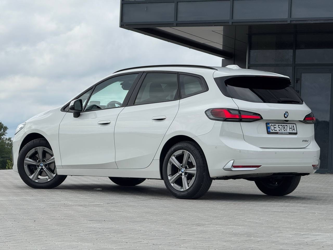 BMW 2 серії Active Tourer - фото 3