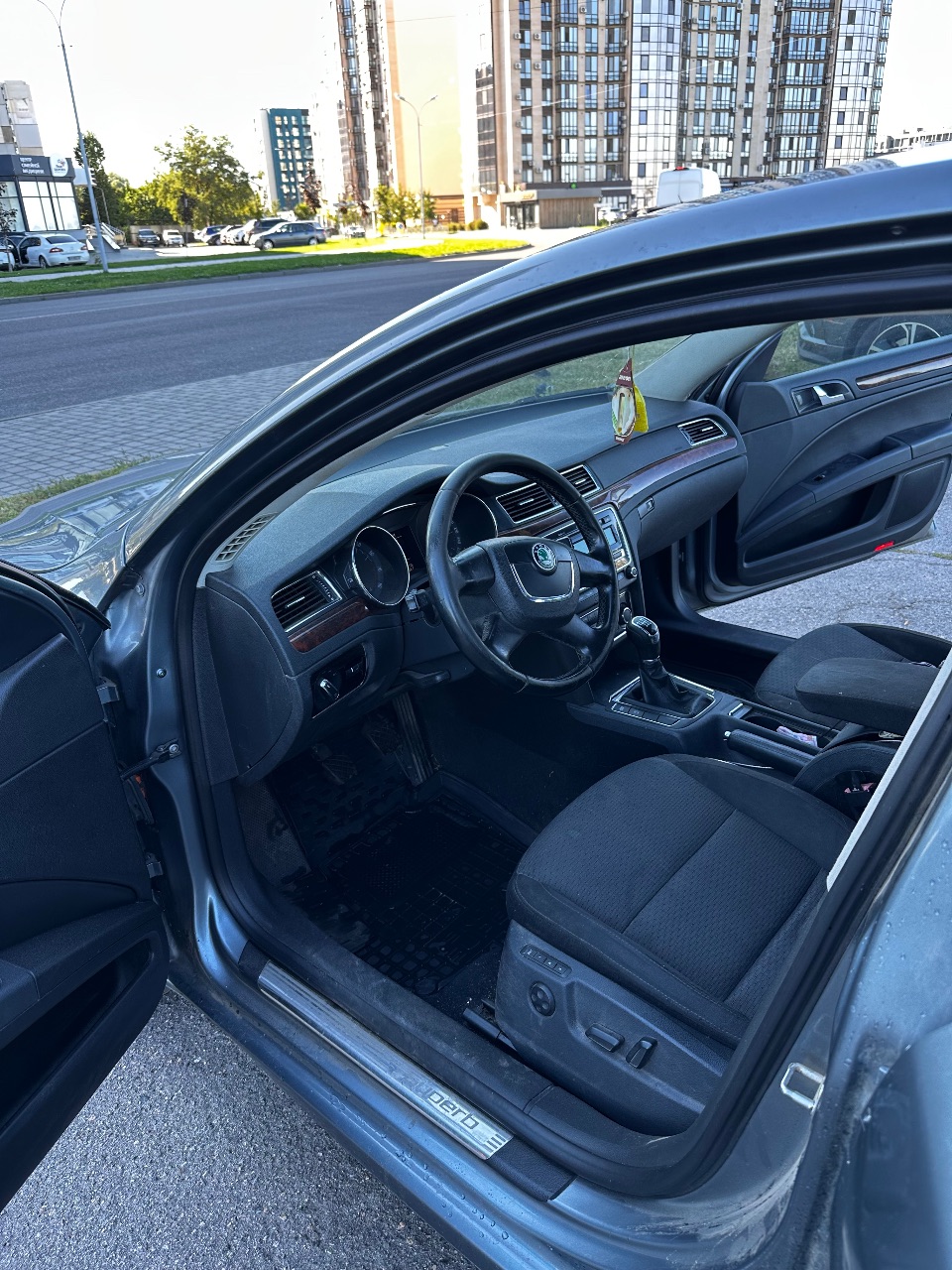 Skoda Superb - фото 6